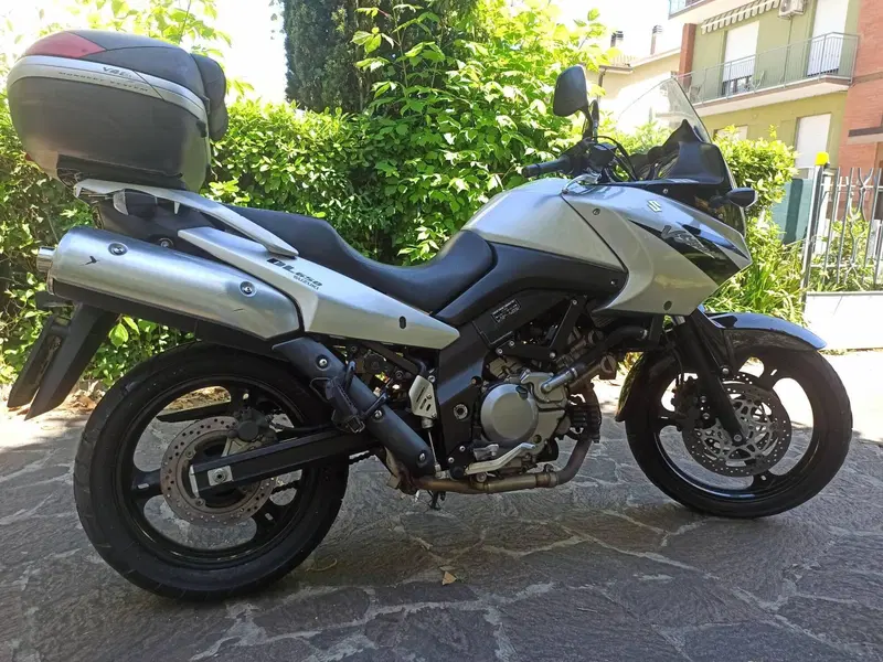 Suzuki V-Strom 650DL (2006 - 07) (4)