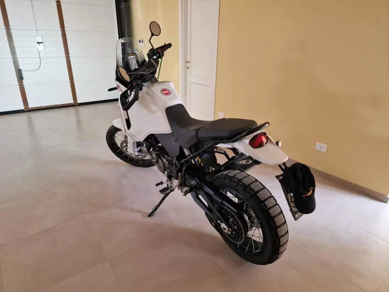 Ducati DesertX (2022 - 25) (2)