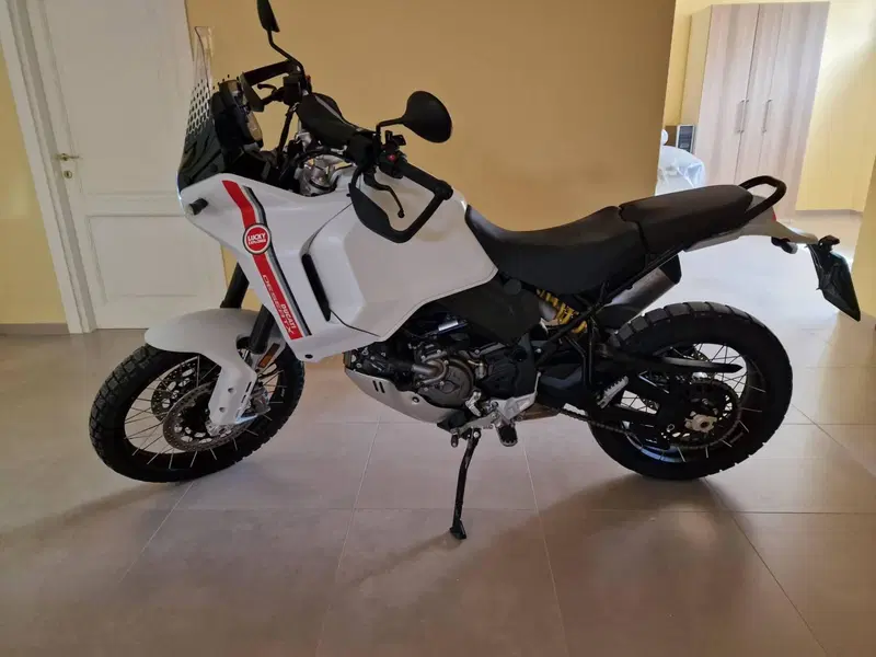 Ducati DesertX (2022 - 25) (5)