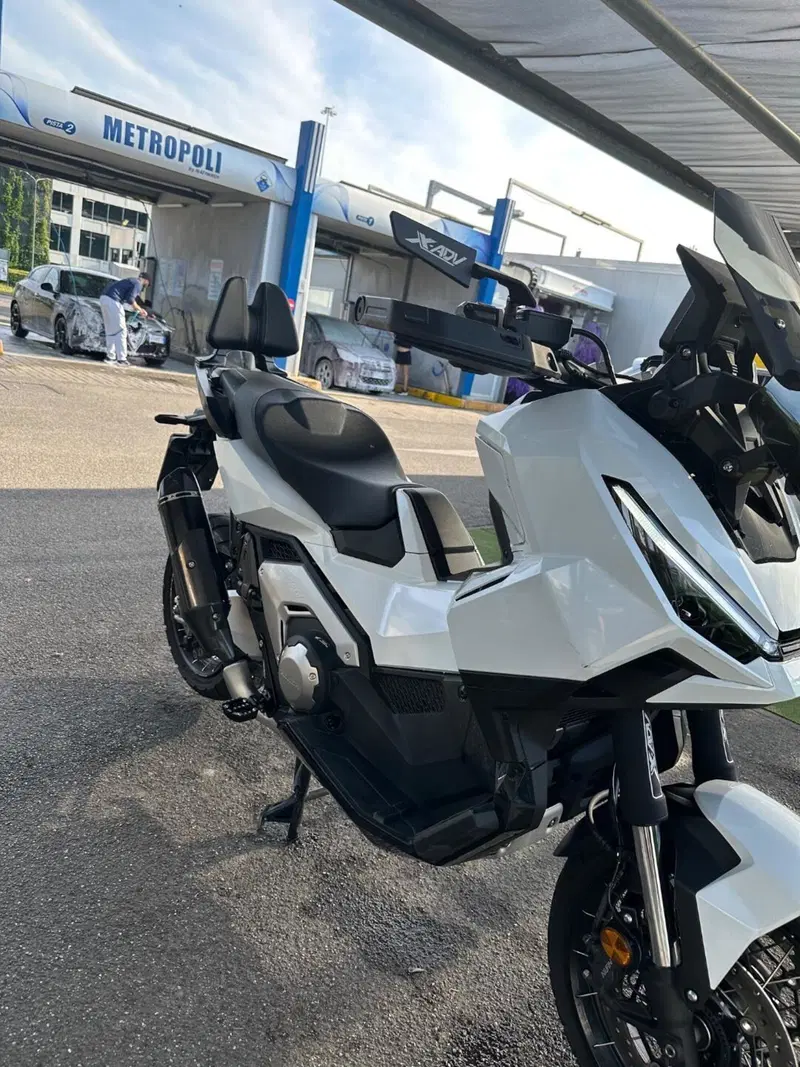 Honda X-ADV 750 Gravel (2025 - 26) (3)