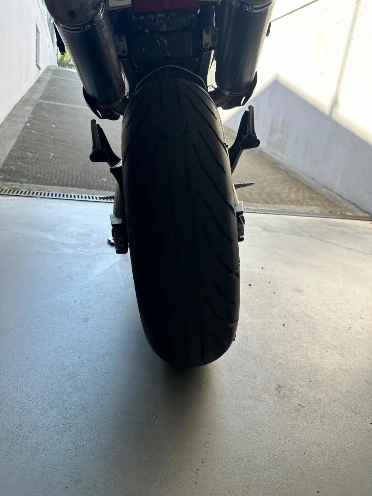 Ducati Monster 696 Plus (2007 - 14) (10)