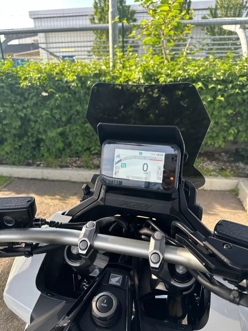 Honda X-ADV 750 Gravel (2025 - 26) (11)