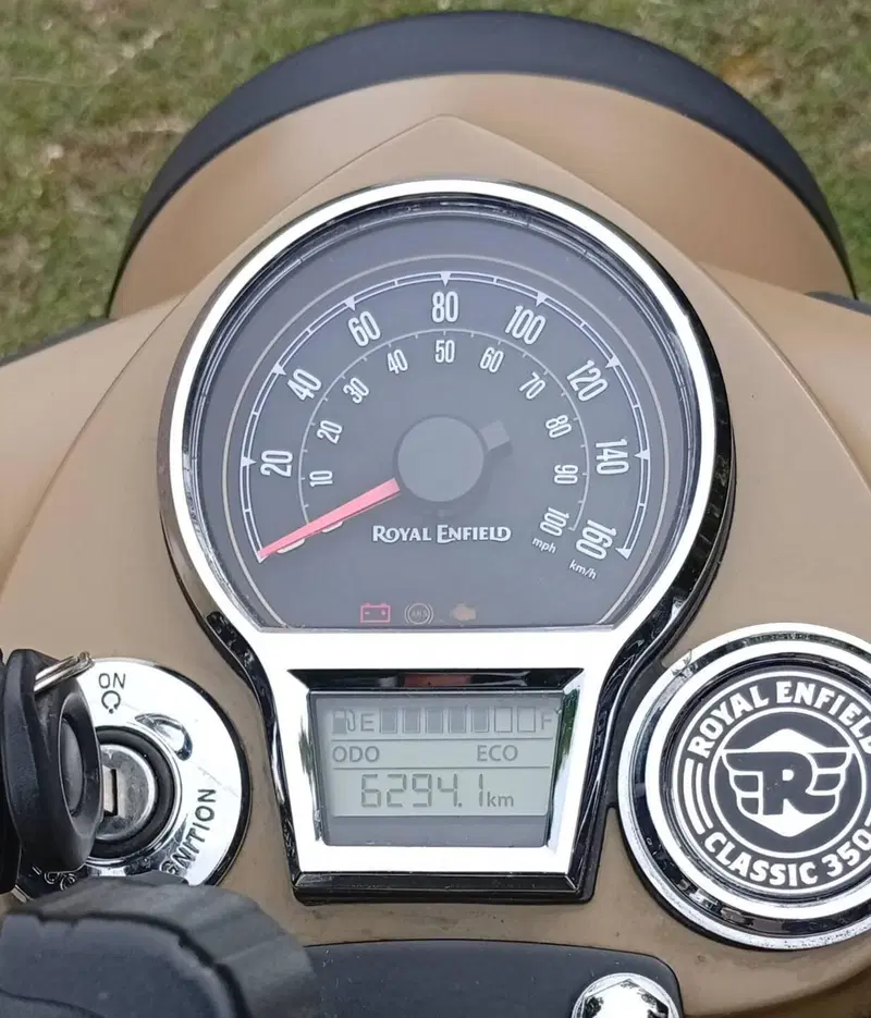 Royal Enfield Classic 350 (2021 - 26) (7)