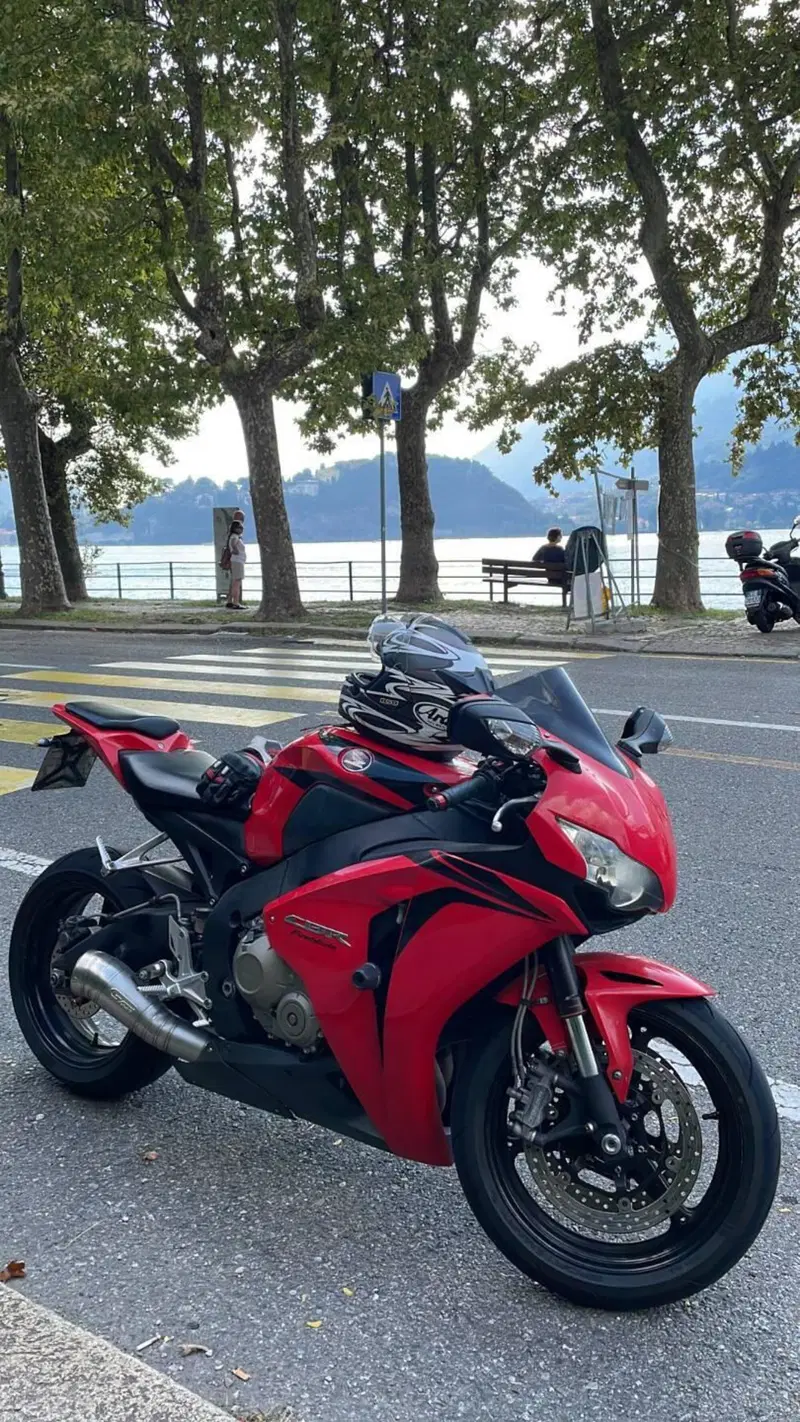 Honda CBR 1000 RR Fireblade (2008 - 11) (3)