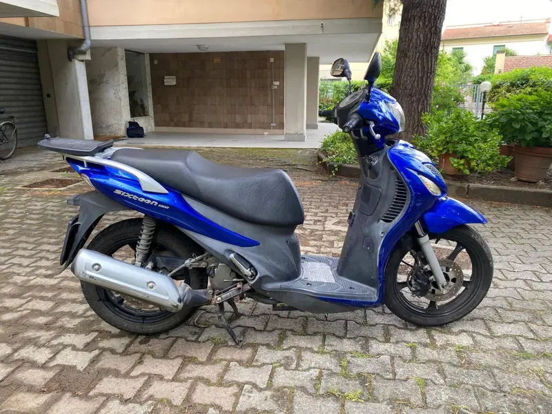 Suzuki SIXteen 150 (2007 - 14)