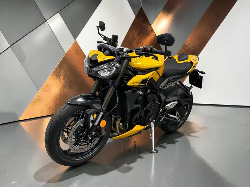 Triumph Street Triple 765 RS (2023 - 26) (3)