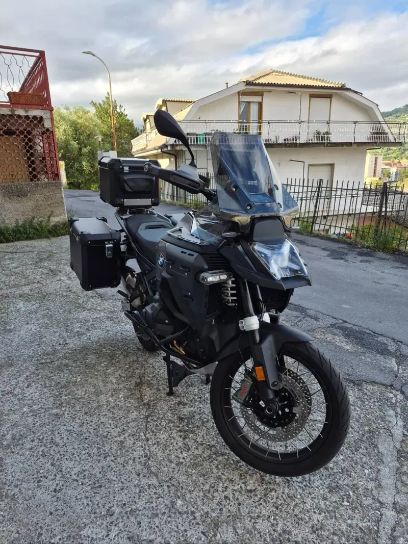 Bmw R 1300 GS Adventure Triple Black (2025 - 26) (3)