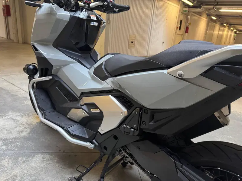 Honda X-ADV 750 DCT Adventure (2021 - 24) (7)