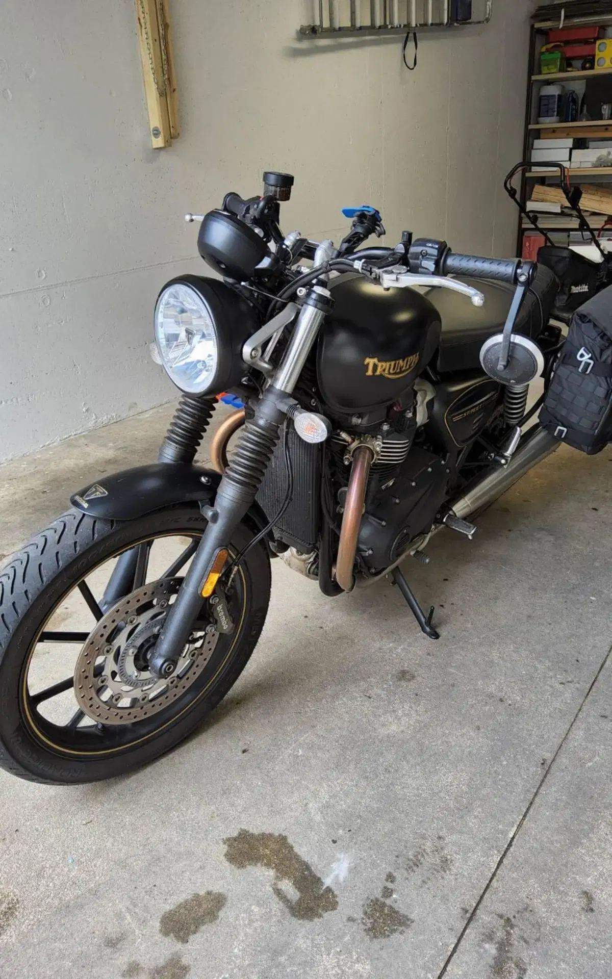 Triumph Street Twin 900 (2021 - 22) (5)