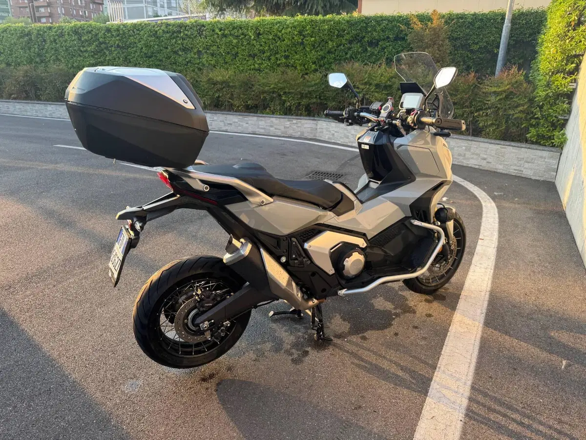 Honda X-ADV 750 DCT Adventure (2021 - 24) (14)