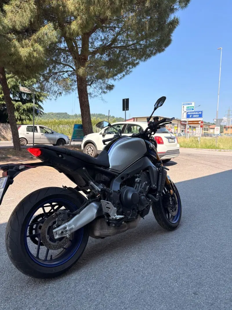 Yamaha MT-09 SP (2021 - 23) (6)