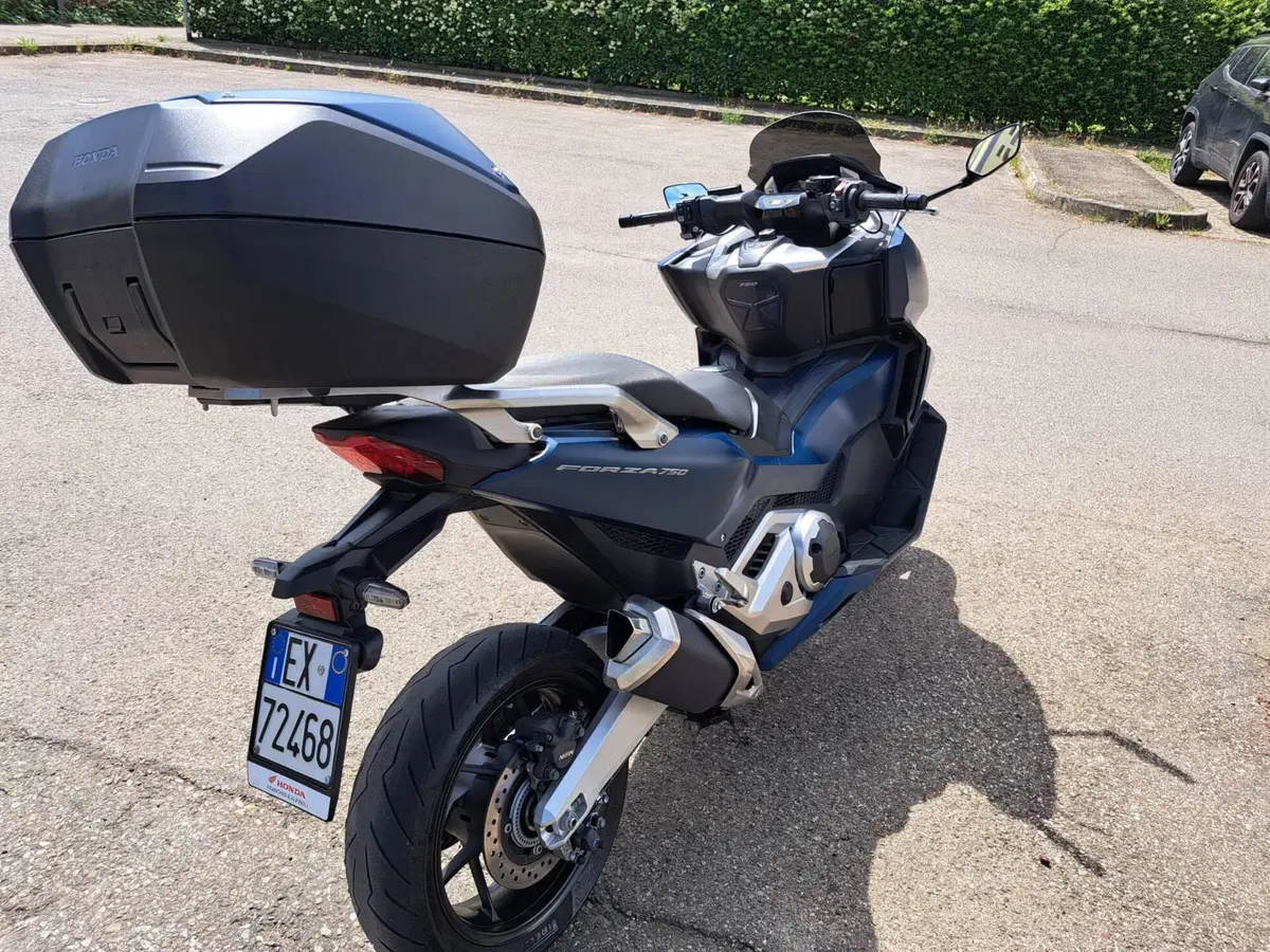 Honda Forza 750 DCT (2021 - 24) (2)