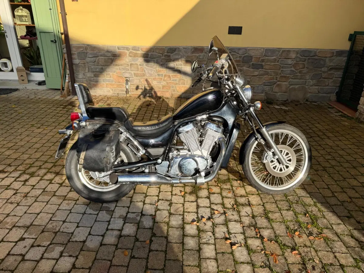 Suzuki VS 600 GL Intruder (1995 - 96) (8)