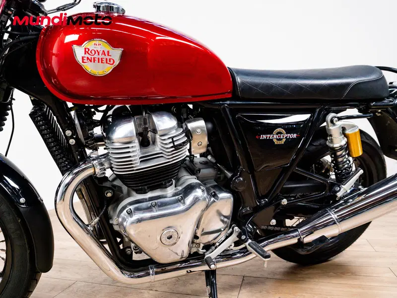 Royal Enfield Interceptor 650 (2021 - 26) (9)