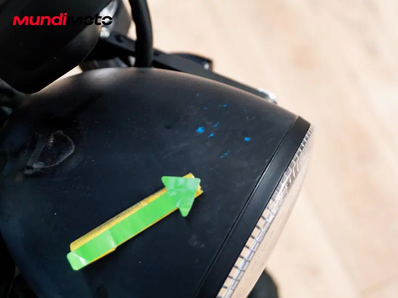 Moto Guzzi V7 III Stone (2017 - 20) (15)