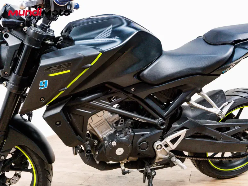 Honda CB 125 R (2024 - 26) (9)