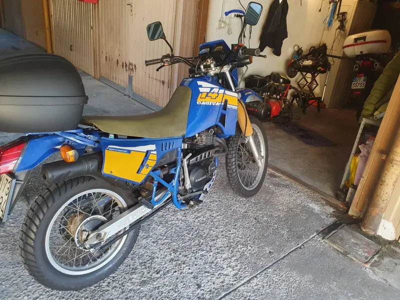 Cagiva T4 350  (5)