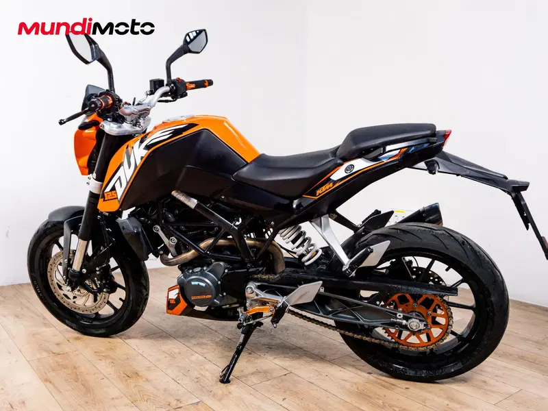 KTM 125 Duke (2021 - 23) (6)