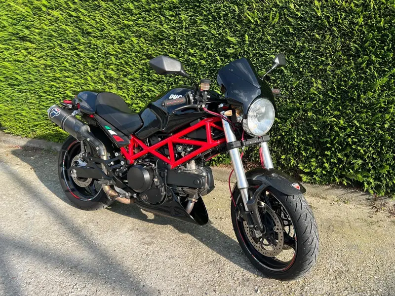 Ducati Monster 695 (2006 - 08) (2)