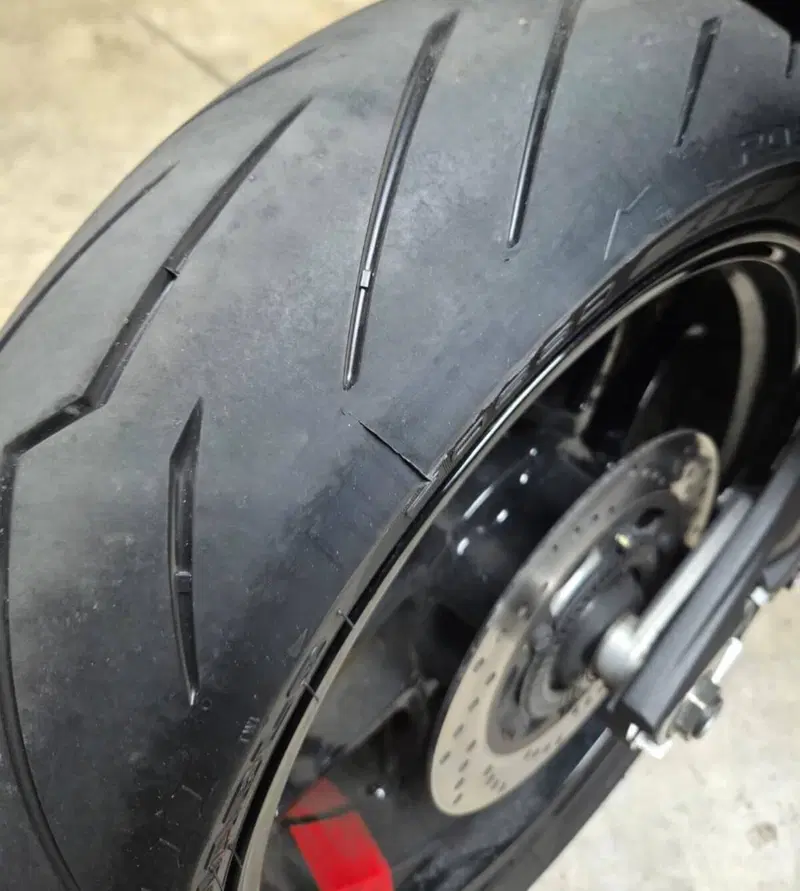 Ducati Monster 937 (2021 - 25) (4)