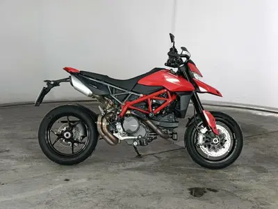 Ducati Hypermotard 950 (2022 - 25) usata