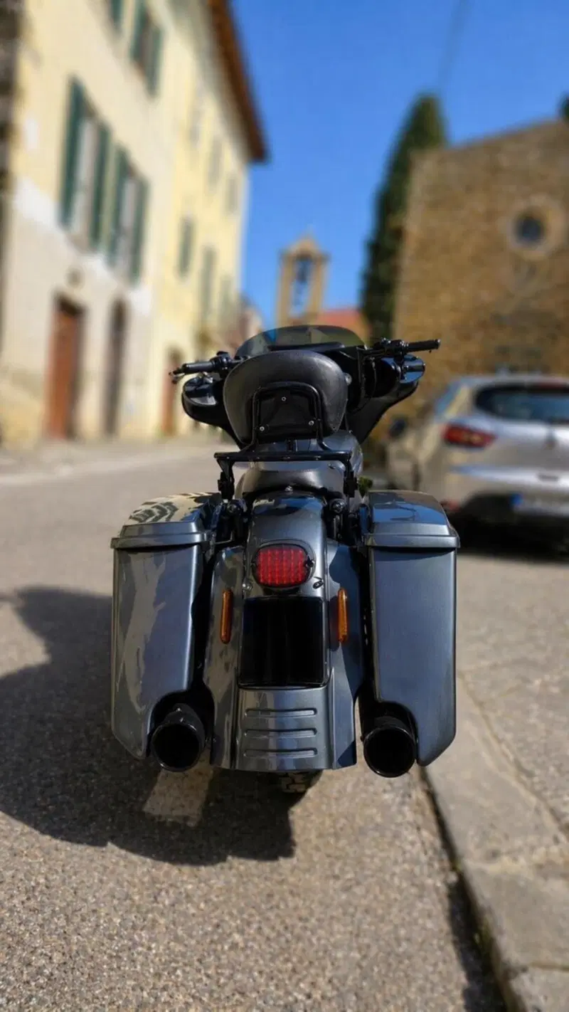 Harley-Davidson 1584 Street Glide (2008 - 10) - FLHX (4)