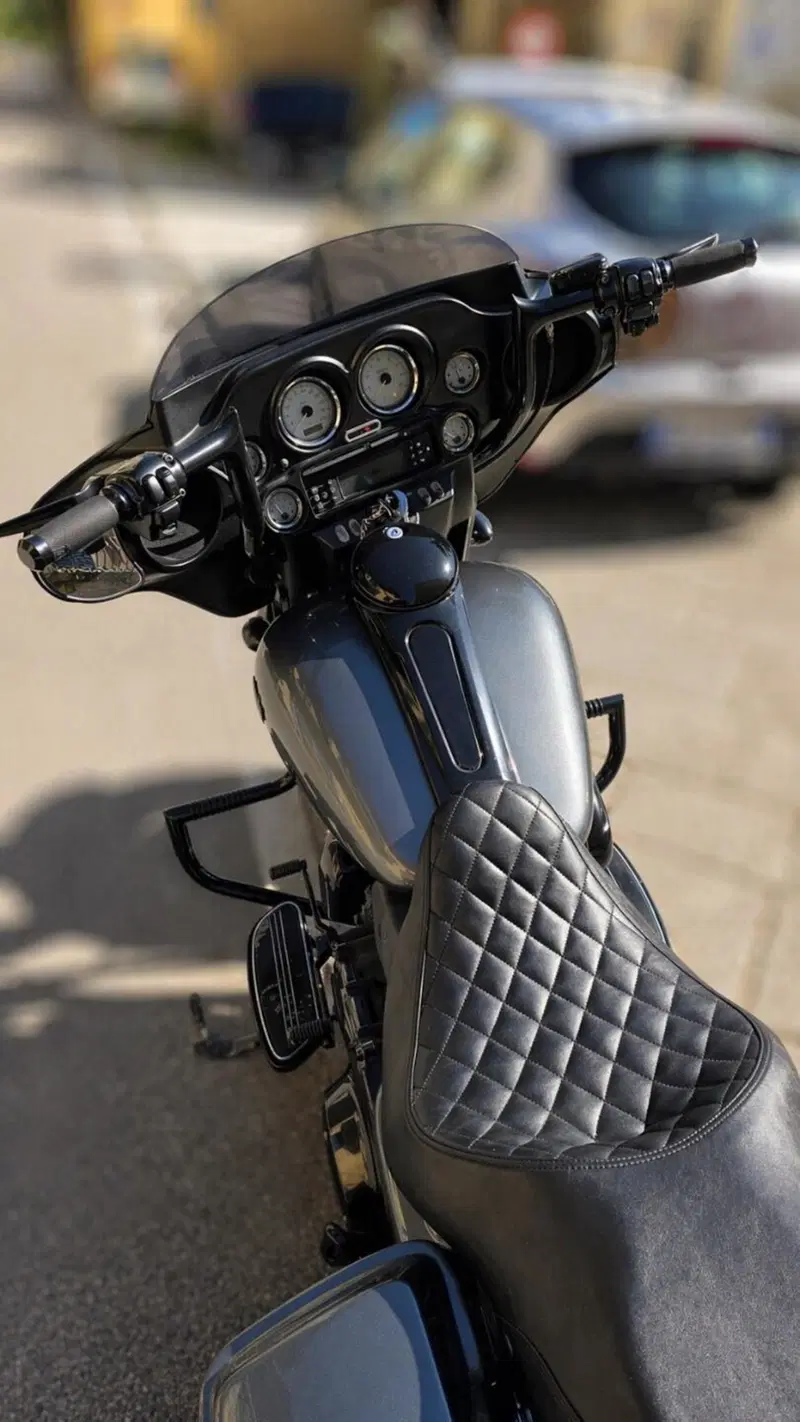 Harley-Davidson 1584 Street Glide (2008 - 10) - FLHX (7)