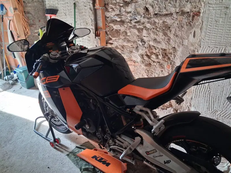 KTM 1190 RC8 (2008 - 09) (6)