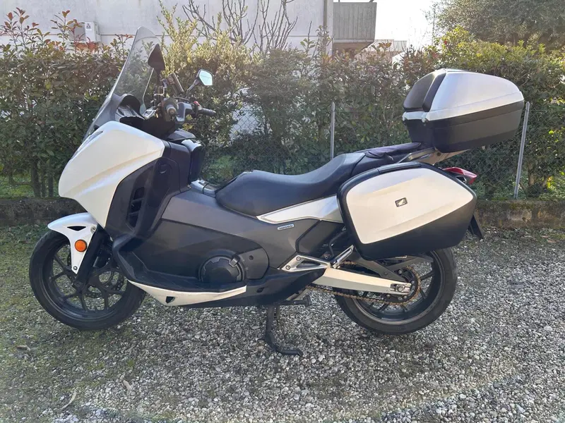 Honda Integra 750 DCT ABS (2014 - 15) (5)