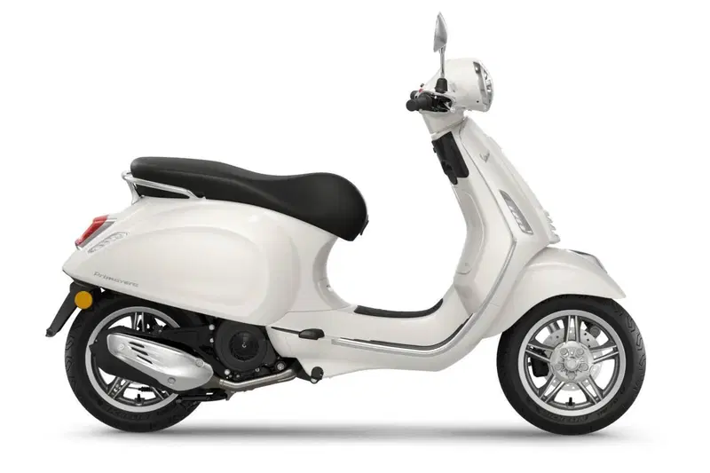 Vespa Primavera 125 (2024 - 25) (2)