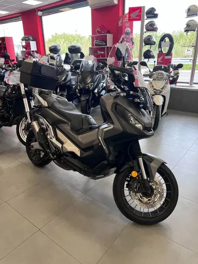 Honda X-ADV 750 (2017) usata