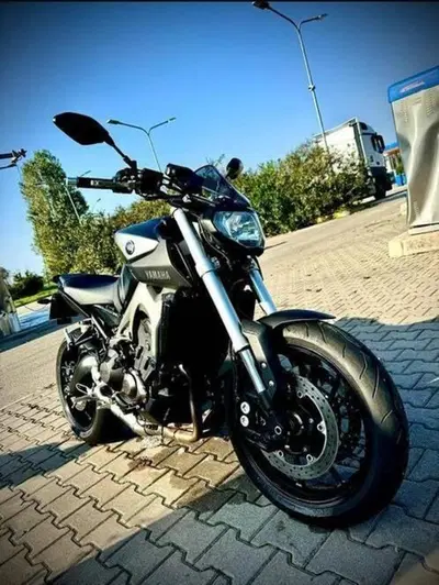 Yamaha MT-09 ABS (2013 - 15) usata