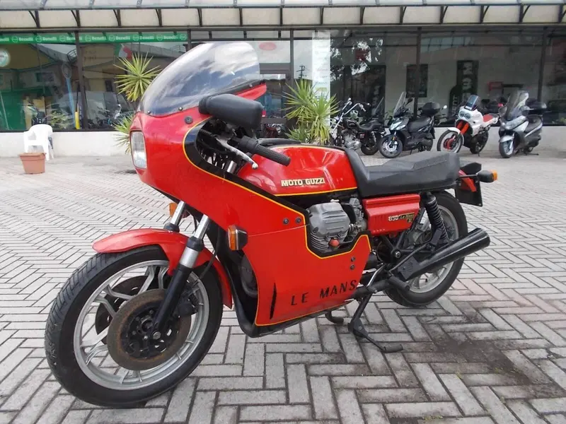 Moto Guzzi Le Mans 850 II (1976 - 81) (3)