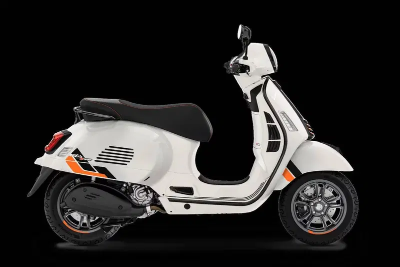 Vespa GTS 125 Supersport (2025 - 26) (2)
