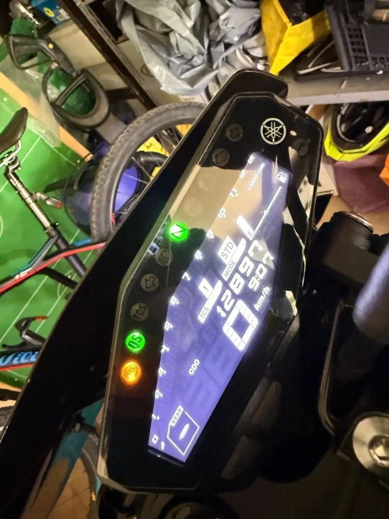 Yamaha MT-09 SP (2018 - 20) (8)