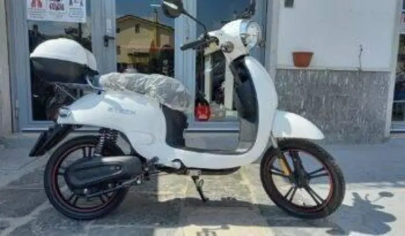  Altre moto o tipologie Elettrico (4)
