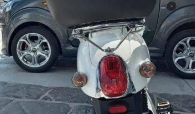  Altre moto o tipologie Elettrico (8)