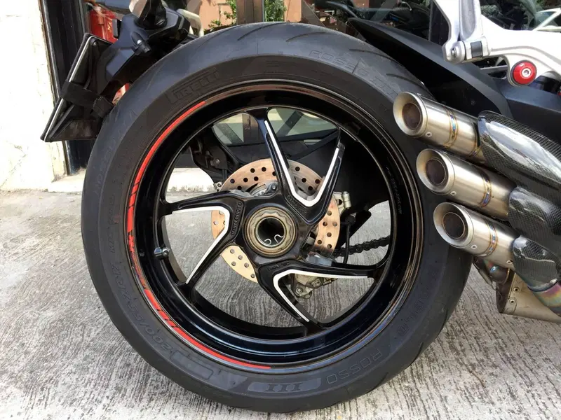 MV Agusta Brutale 800 RR (2017 - 20) (14)