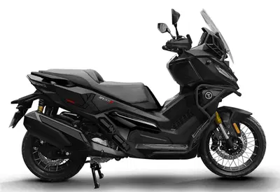 Voge SR450X (2026) nuova