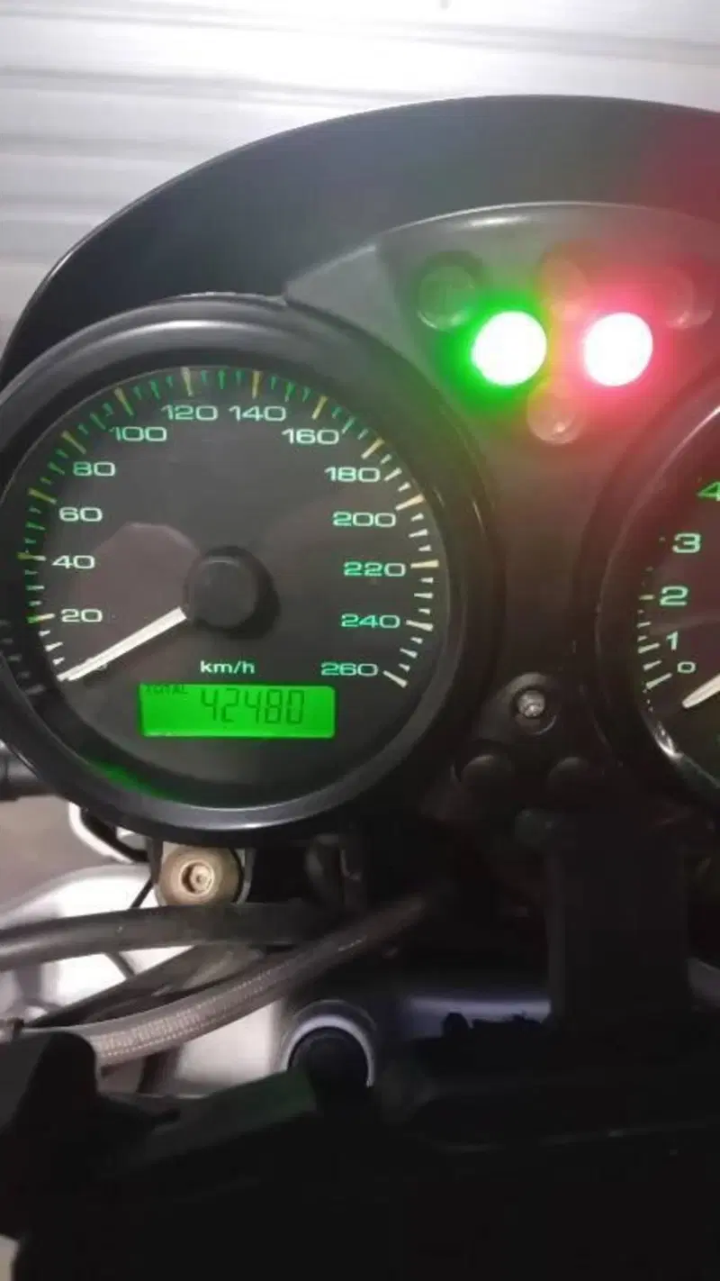 Ducati Monster 620 I.E. Dark (2002) (7)