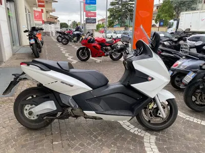 Gilera GP 800 usata