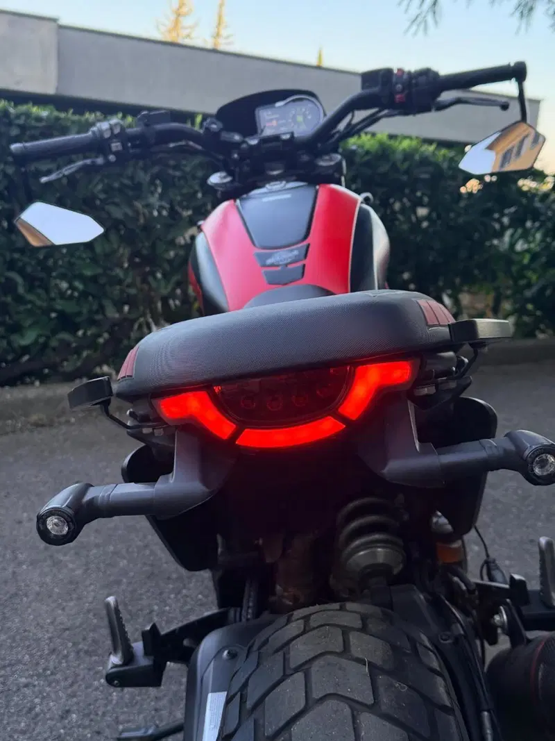 Ducati Scrambler 800 Full Throttle (2023 - 24) (4)