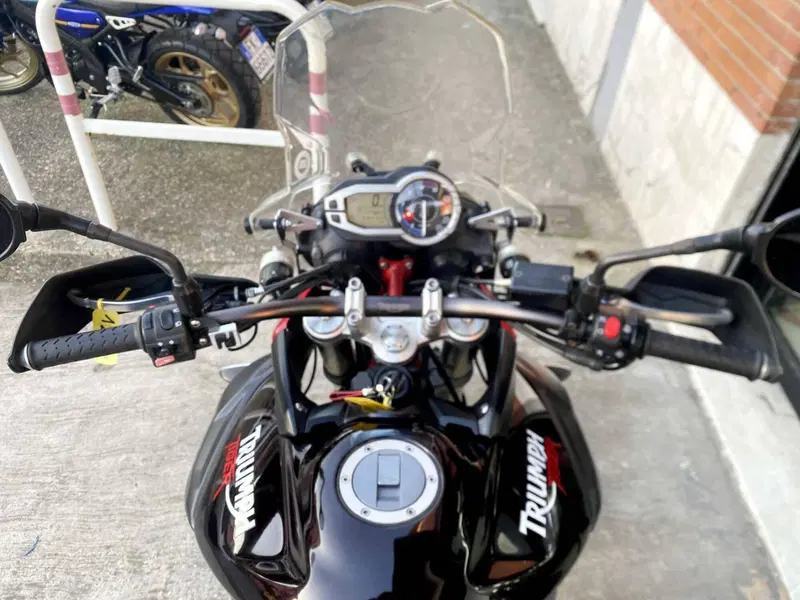 Triumph Tiger 800 XC SE ABS (2014) (10)