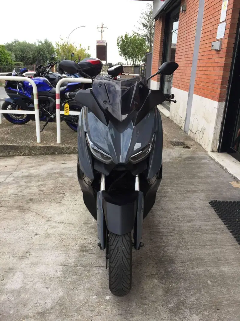 Yamaha X-Max 300 Tech Max (2021 - 24) (3)