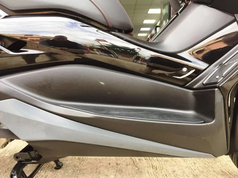 Yamaha X-Max 300 Tech Max (2021 - 24) (15)