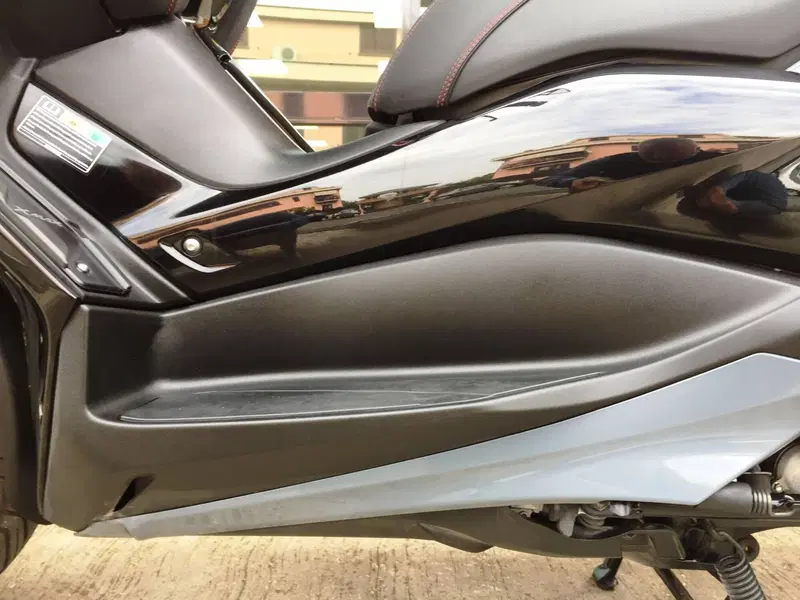 Yamaha X-Max 300 Tech Max (2021 - 24) (18)
