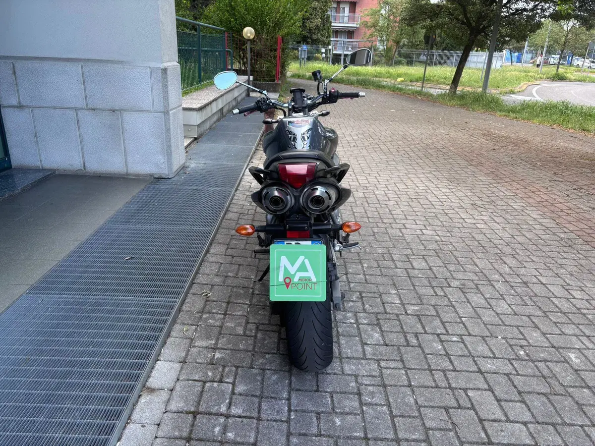 Yamaha FZ6 (2004 - 07) (4)