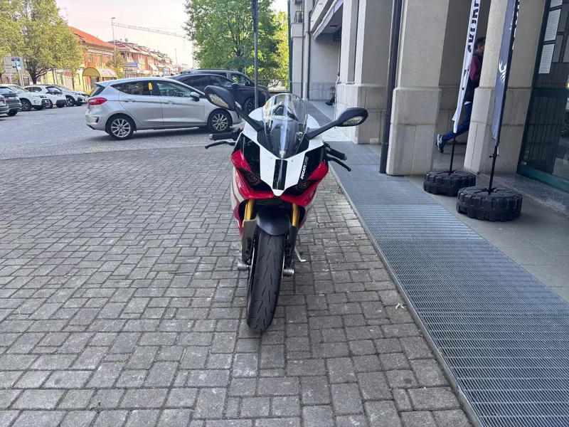 Ducati Panigale V2 Superquadro Final Edition (2024) (3)