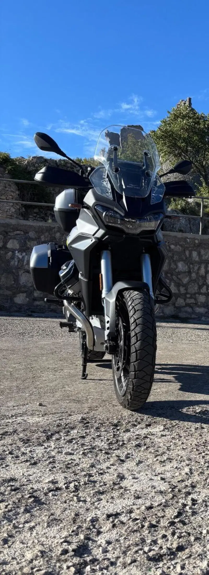 Moto Guzzi Stelvio (2024 - 26) (4)