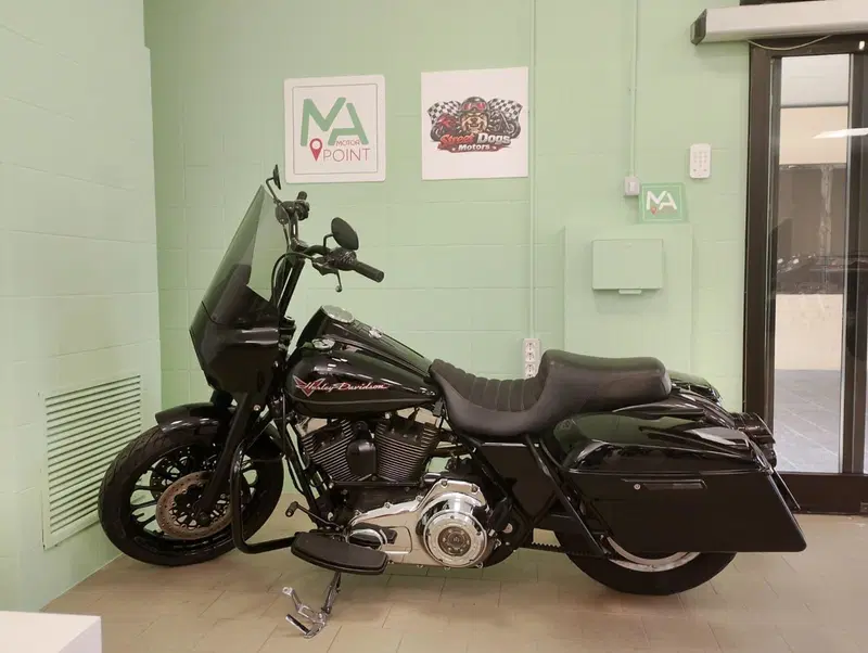 Harley-Davidson 1584 Road King (2006 - 07) - FLHR (2)
